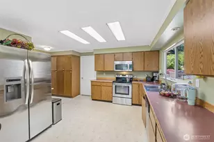 521 SW 317th Pl, Federal Way, WA 98023 - Photo 11