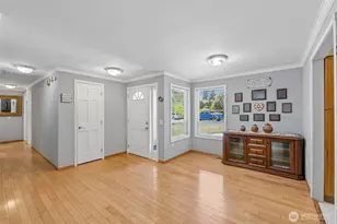 521 SW 317th Pl, Federal Way, WA 98023 - Photo 3
