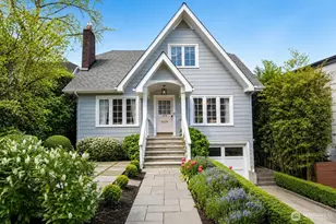 2218 E McGraw St, Seattle, WA 98112 - Photo 1