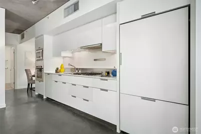 501 Roy Street #F239, Seattle, WA 98109 - Photo 11