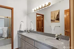 12540 123rd Ave SE, Rainier, WA 98576 - Photo 19