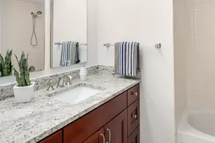14428 SE 49th St, Bellevue, WA 98006 - Photo 23