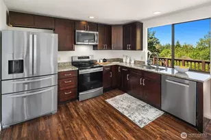 14428 SE 49th St, Bellevue, WA 98006 - Photo 13