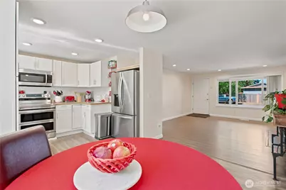 28504 23rd Avenue S, Federal Way, WA 98003 - Photo 11