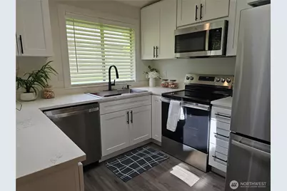 16706 6th Avenue SE, Bothell, WA 98012 - Photo 9