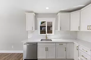 6121 S C St, Tacoma, WA 98408 - Photo 7
