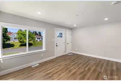 6121 S C Street, Tacoma, WA 98408 - Photo 5