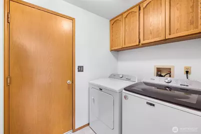 801 N Waugh Road, Mount Vernon, WA 98273 - Photo 25