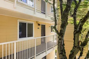 15816 NE Leary Way, Redmond, WA 98052 - Photo 5