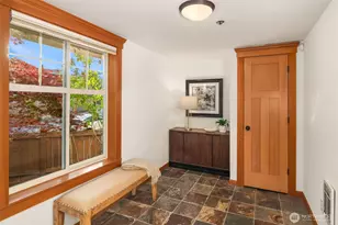 3670 Dayton Ave N, Seattle, WA 98103 - Photo 7
