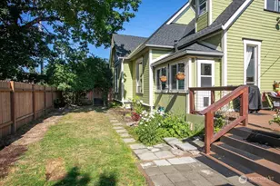 1402 Humboldt St, Bellingham, WA 98225 - Photo 19