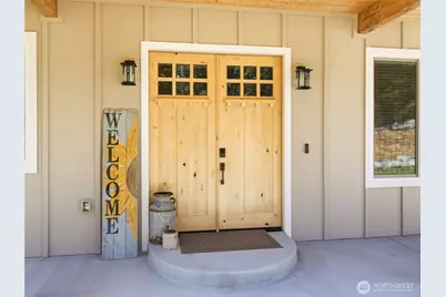 39456 Mountain Park Drive E, Roy, WA 98580 - Photo 3
