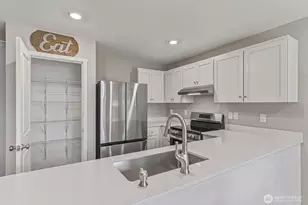 1897 Melody Way, Longview, WA 98632 - Photo 11