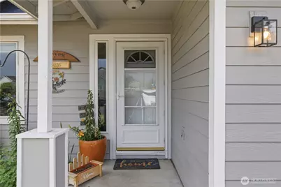 9816 Ramsay Dr SE, Yelm, WA 98597 - Photo 3