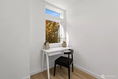 6544 B Latona Avenue NE, Seattle, WA 98115 - Photo 19