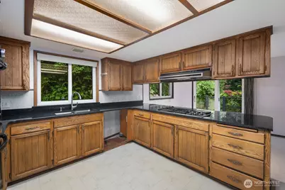 7011 165th Place SW, Edmonds, WA 98026 - Photo 7