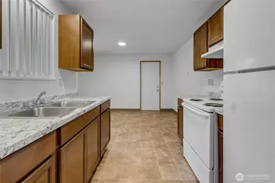 17002 6th Avenue E, Spanaway, WA 98387 - Photo 7