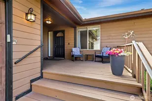 2424 W 12th St, Port Angeles, WA 98363 - Photo 3