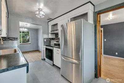 109 Pacific Avenue S, Pacific, WA 98047 - Photo 9