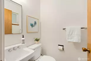 398 Ferncliff Ave NE, Bainbridge Island, WA 98110 - Photo 19