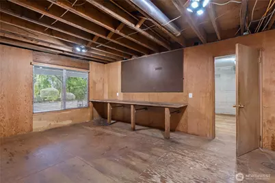 398 Ferncliff Avenue NE, Bainbridge Island, WA 98110 - Photo 35