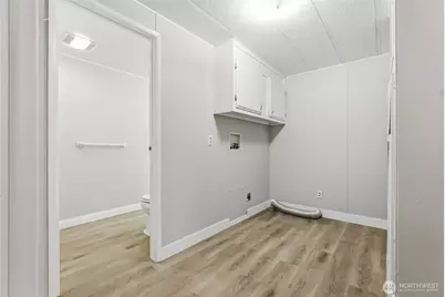 601 166th Street Ct E, Spanaway, WA 98387 - Photo 17