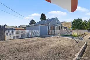 204 E St SW, Ephrata, WA 98823 - Photo 29