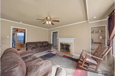 204 E Street SW, Ephrata, WA 98823 - Photo 3