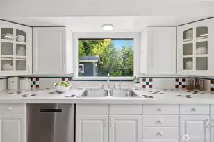 10209 64th Ave S, Seattle, WA 98178 - Photo 13