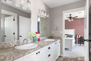 1720 SW Waterside Ct, Oak Harbor, WA 98277 - Photo 23