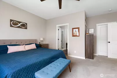 1720 SW Waterside Court, Oak Harbor, WA 98277 - Photo 9