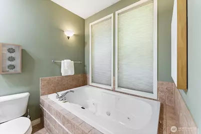 3324 Deer Island Drive E, Lake Tapps, WA 98391 - Photo 19