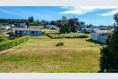 639 E Beacon View Drive, Oak Harbor, WA 98277 - Photo 27