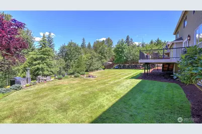 24128 NE 1st Place, Sammamish, WA 98074 - Photo 33