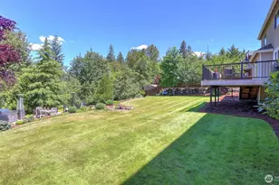 24128 NE 1st Pl, Sammamish, WA 98074 - Photo 33