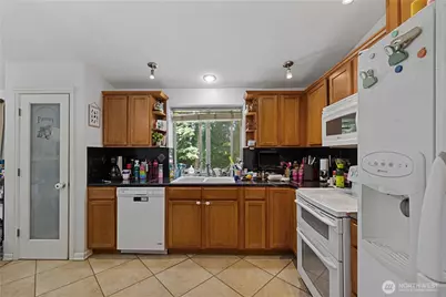 901 153rd Place SW, Lynnwood, WA 98087 - Photo 7