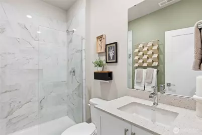 23699 SE 49th Street #22, Issaquah, WA 98029 - Photo 3