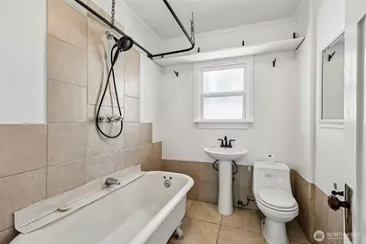 4055 Latona Avenue NE, Seattle, WA 98105 - Photo 19