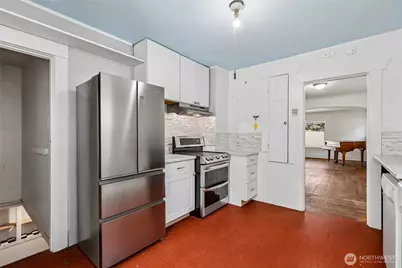4055 Latona Avenue NE, Seattle, WA 98105 - Photo 11