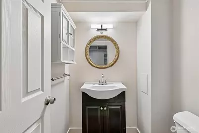 4055 Latona Avenue NE, Seattle, WA 98105 - Photo 23