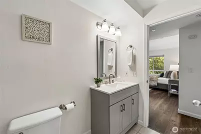 2530 15th Avenue W #401, Seattle, WA 98119 - Photo 21