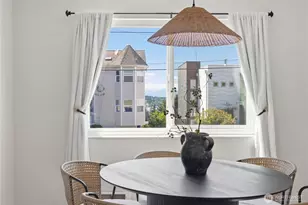 4324 Phinney Ave N, Seattle, WA 98103 - Photo 9