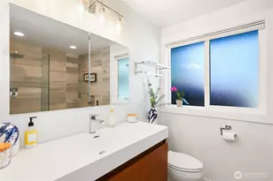 5121 Sunset Dr W, University Place, WA 98467 - Photo 25