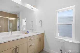 9321 Marcus Ave S, Seattle, WA 98118 - Photo 19
