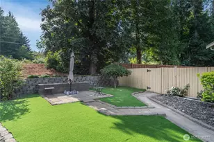 4000 NE Breakwater Ct, Bremerton, WA 98311 - Photo 27
