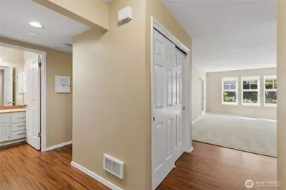 3941 226th Place SE #103, Issaquah, WA 98029 - Photo 11