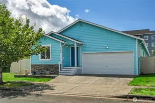 11024 Meridian Pl W, Everett, WA 98204 - Photo 1