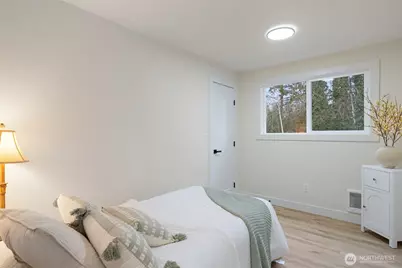 8821 S D Street, Tacoma, WA 98444 - Photo 13