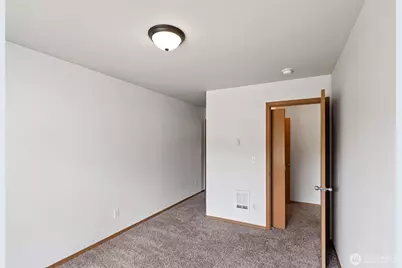4909 Bowwood Circle NE, Bremerton, WA 98310 - Photo 23