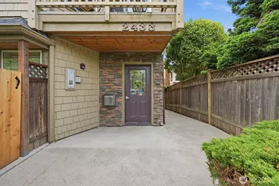 2433 NW 59th Street #202, Seattle, WA 98107 - Photo 3